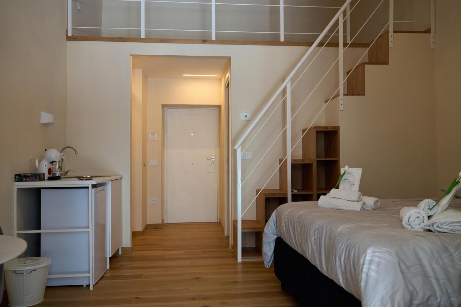 Alesuite Neapel Exterior foto